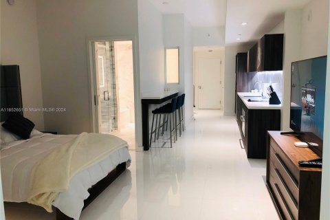 Condominio en alquiler en Miami, Florida, 55.74 m2 № 1345938 - foto 5