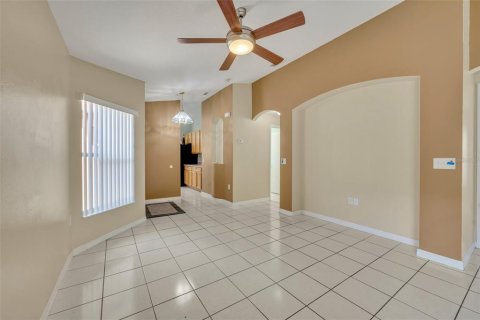 Villa ou maison à vendre à Kissimmee, Floride: 2 chambres, 140 m2 № 1391345 - photo 14