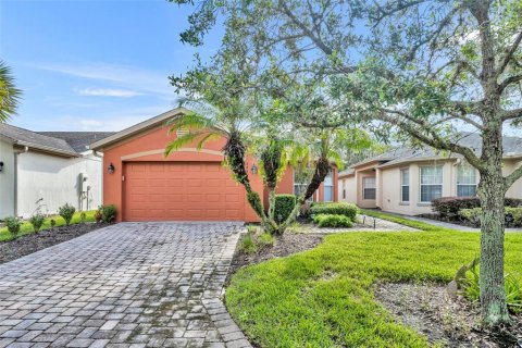 Villa ou maison à vendre à Kissimmee, Floride: 2 chambres, 140 m2 № 1391345 - photo 2