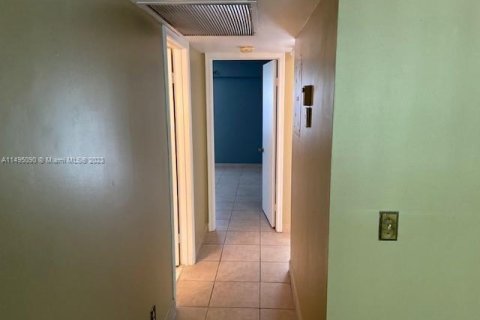 Condominio en venta en Pembroke Pines, Florida, 2 dormitorios, 88.63 m2 № 873797 - foto 3