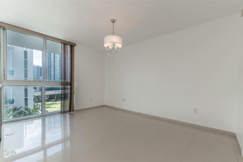 Adosado en venta en Miami, Florida, 1 dormitorio, 108.88 m2 № 1352222 - foto 11