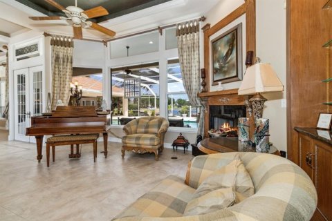 Villa ou maison à vendre à Punta Gorda, Floride: 4 chambres, 334.26 m2 № 259521 - photo 8