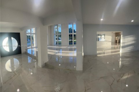 Casa en venta en Palmetto Bay, Florida, 5 dormitorios, 327.11 m2 № 1395170 - foto 8