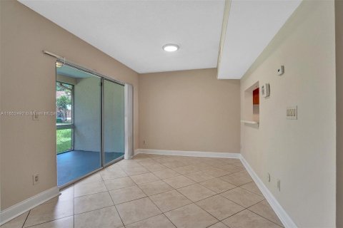 Adosado en alquiler en Plantation, Florida, 3 dormitorios, 140.75 m2 № 1395126 - foto 26