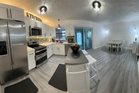 Casa en venta en North Lauderdale, Florida, 3 dormitorios, 137.22 m2 № 984108 - foto 7