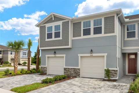 Townhouse in Wesley Chapel, Florida 3 bedrooms, 175.4 sq.m. № 1419724 - photo 1