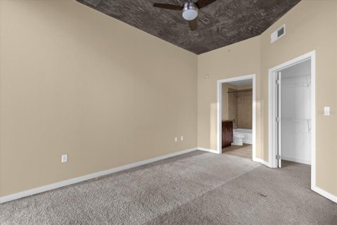 Condominio en venta en Orlando, Florida, 1 dormitorio, 66.43 m2 № 1149061 - foto 17