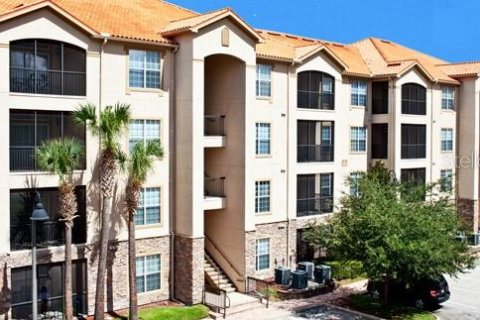 Condo in Davenport, Florida, 2 bedrooms  № 1248631 - photo 1