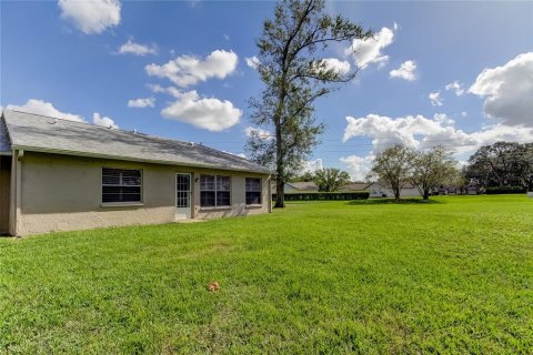 Condo in New Port Richey, Florida, 2 bedrooms  № 1440945 - photo 20