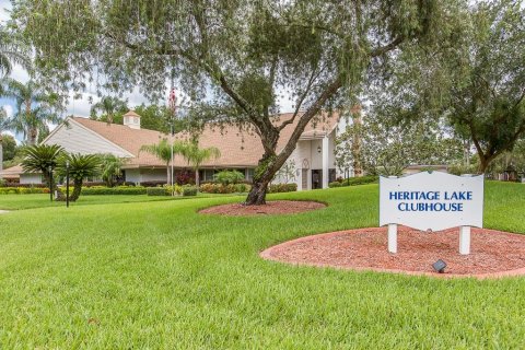 Condo in New Port Richey, Florida, 2 bedrooms  № 1440945 - photo 21