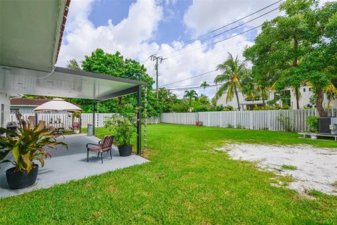 Villa ou maison à vendre à Miami Springs, Floride: 3 chambres, 157.28 m2 № 1309940 - photo 16