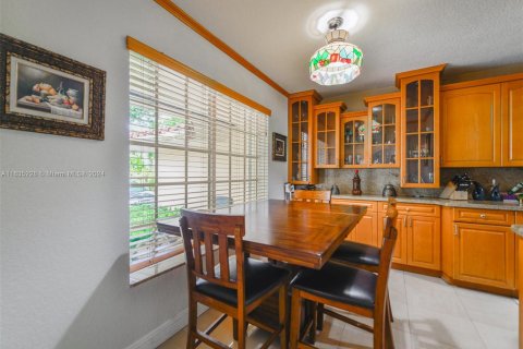 Casa en venta en Miami Springs, Florida, 3 dormitorios, 157.28 m2 № 1309940 - foto 9