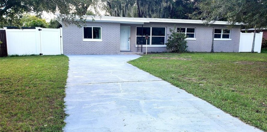 Casa en Sanford, Florida 3 dormitorios, 140.84 m2 № 1385250