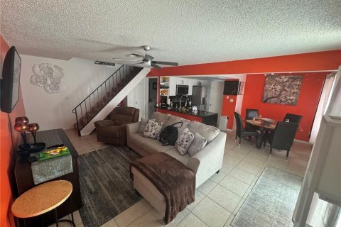 Condominio en venta en Orlando, Florida, 2 dormitorios, 84.45 m2 № 1385196 - foto 12