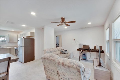 Casa en venta en Plant City, Florida, 4 dormitorios, 117.99 m2 № 1385195 - foto 7