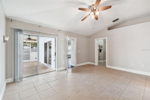 Casa en venta en Wesley Chapel, Florida, 3 dormitorios, 172.24 m2 № 1289771 - foto 21