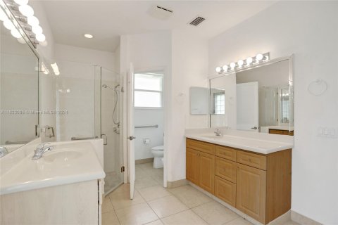 Villa ou maison à vendre à Pembroke Pines, Floride: 4 chambres, 262.08 m2 № 1316251 - photo 16