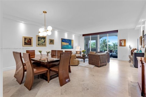 Condo in Key Biscayne, Florida, 3 bedrooms  № 1316321 - photo 20