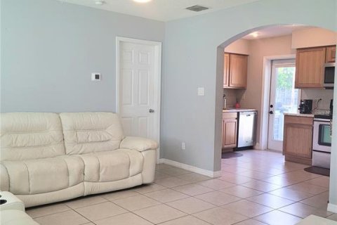 Casa en venta en Orlando, Florida, 3 dormitorios, 126.44 m2 № 1387299 - foto 5