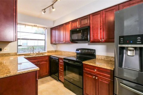 Adosado en venta en Tampa, Florida, 3 dormitorios, 147.53 m2 № 1387326 - foto 3