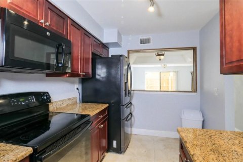 Touwnhouse à vendre à Tampa, Floride: 3 chambres, 147.53 m2 № 1387326 - photo 6