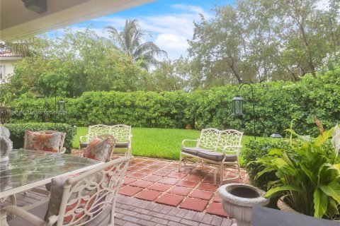 Casa en venta en Cutler Bay, Florida, 5 dormitorios, 315.77 m2 № 1228023 - foto 23