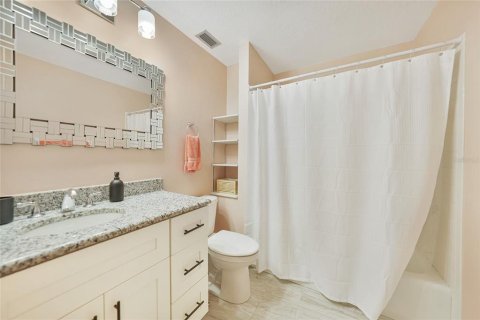 Condo in Punta Gorda, Florida, 2 bedrooms  № 1352500 - photo 24