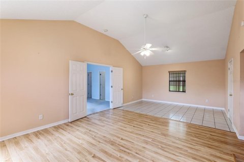 Villa ou maison à vendre à Bradenton, Floride: 2 chambres, 142.42 m2 № 1352281 - photo 10