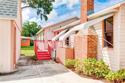 Villa ou maison à vendre à Bradenton, Floride: 2 chambres, 142.42 m2 № 1352281 - photo 3