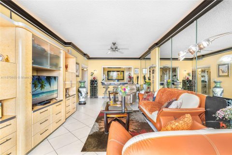 Copropriété à vendre à Hollywood, Floride: 1 chambre, 77.29 m2 № 1159348 - photo 21