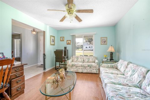Casa en venta en Deltona, Florida, 4 dormitorios, 180.97 m2 № 989902 - foto 12