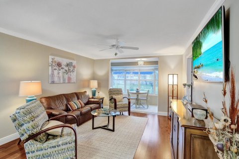 Condo in Sunrise, Florida, 2 bedrooms  № 1007328 - photo 28