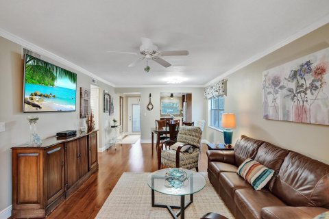 Copropriété à vendre à Sunrise, Floride: 2 chambres, 106.47 m2 № 1007328 - photo 27