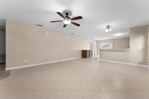 House in Orlando, Florida 3 bedrooms, 157.19 sq.m. № 1344208 - photo 14