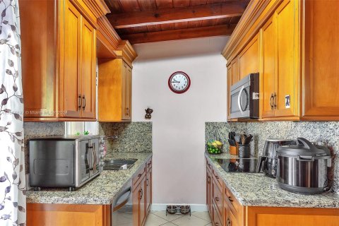 Casa en venta en Miami, Florida, 3 dormitorios, 103.49 m2 № 1377173 - foto 12