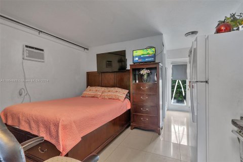 Villa ou maison à vendre à Miami, Floride: 3 chambres, 103.49 m2 № 1377173 - photo 24