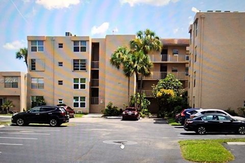 Copropriété à vendre à Davie, Floride: 2 chambres, 89.65 m2 № 1141752 - photo 1