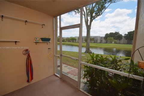 Copropriété à vendre à Davie, Floride: 2 chambres, 89.65 m2 № 1141752 - photo 25