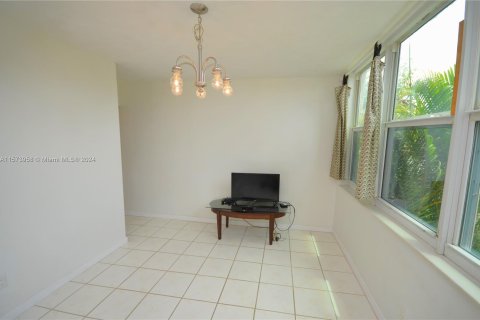 Copropriété à vendre à Davie, Floride: 2 chambres, 89.65 m2 № 1141752 - photo 5