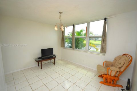 Copropriété à vendre à Davie, Floride: 2 chambres, 89.65 m2 № 1141752 - photo 6