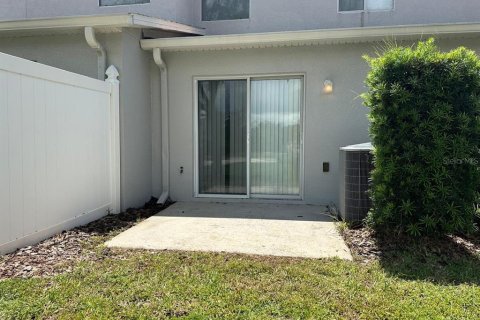 Touwnhouse à vendre à Kissimmee, Floride: 3 chambres, 161.09 m2 № 1325092 - photo 13