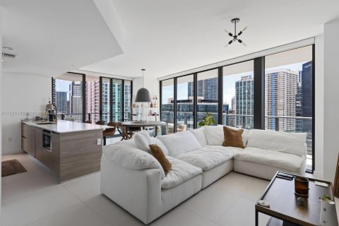 Condominio en venta en Miami, Florida, 2 dormitorios, 138.89 m2 № 1271809 - foto 1