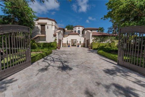 Villa ou maison à vendre à Pinecrest, Floride: 9 chambres, 683.48 m2 № 1145740 - photo 5