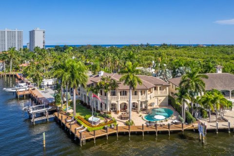 Villa ou maison à louer à Fort Lauderdale, Floride: 6 chambres, 437.2 m2 № 759014 - photo 3