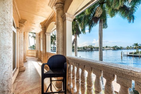 Villa ou maison à louer à Fort Lauderdale, Floride: 6 chambres, 437.2 m2 № 759014 - photo 16