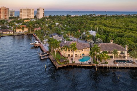 Villa ou maison à louer à Fort Lauderdale, Floride: 6 chambres, 437.2 m2 № 759014 - photo 7