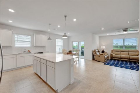 Villa ou maison à vendre à Punta Gorda, Floride: 4 chambres, 171.87 m2 № 1371031 - photo 6