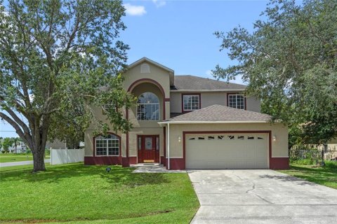 House in Kissimmee, Florida 3 bedrooms, 264.49 sq.m. № 1370992 - photo 2