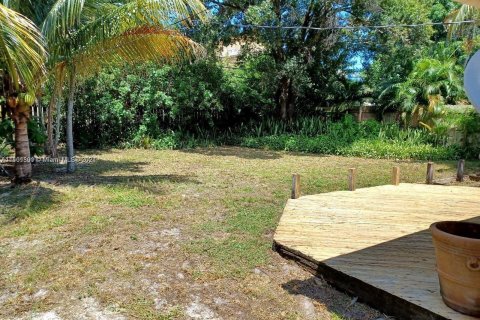 House in Fort Lauderdale, Florida 2 bedrooms, 80.45 sq.m. № 1221055 - photo 5