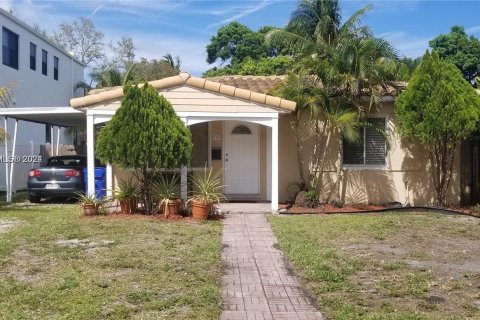 Villa ou maison à vendre à Fort Lauderdale, Floride: 2 chambres, 80.45 m2 № 1221055 - photo 2